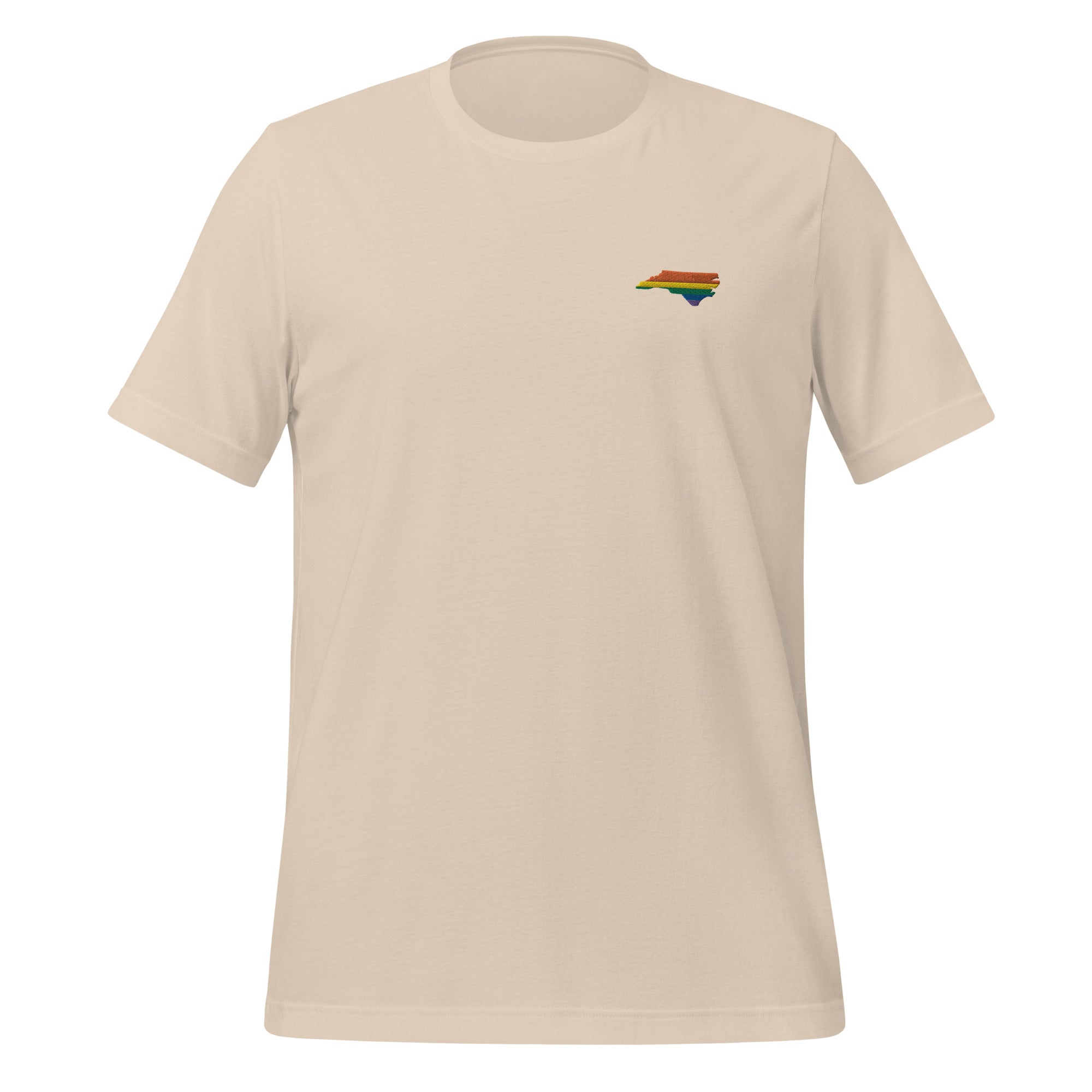 Camiseta unisex bordada con el arcoíris de Carolina del Norte