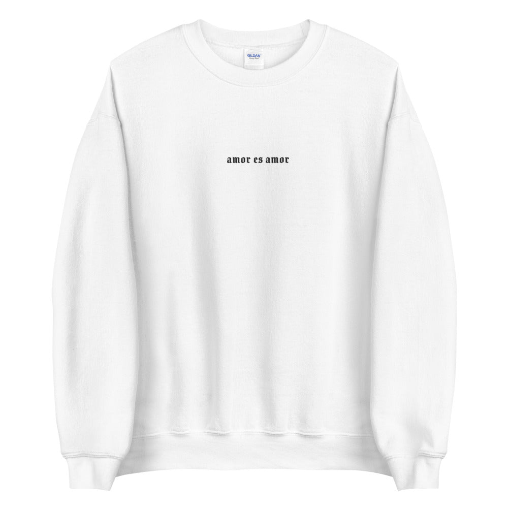 Sudadera bordada Amor es Amor